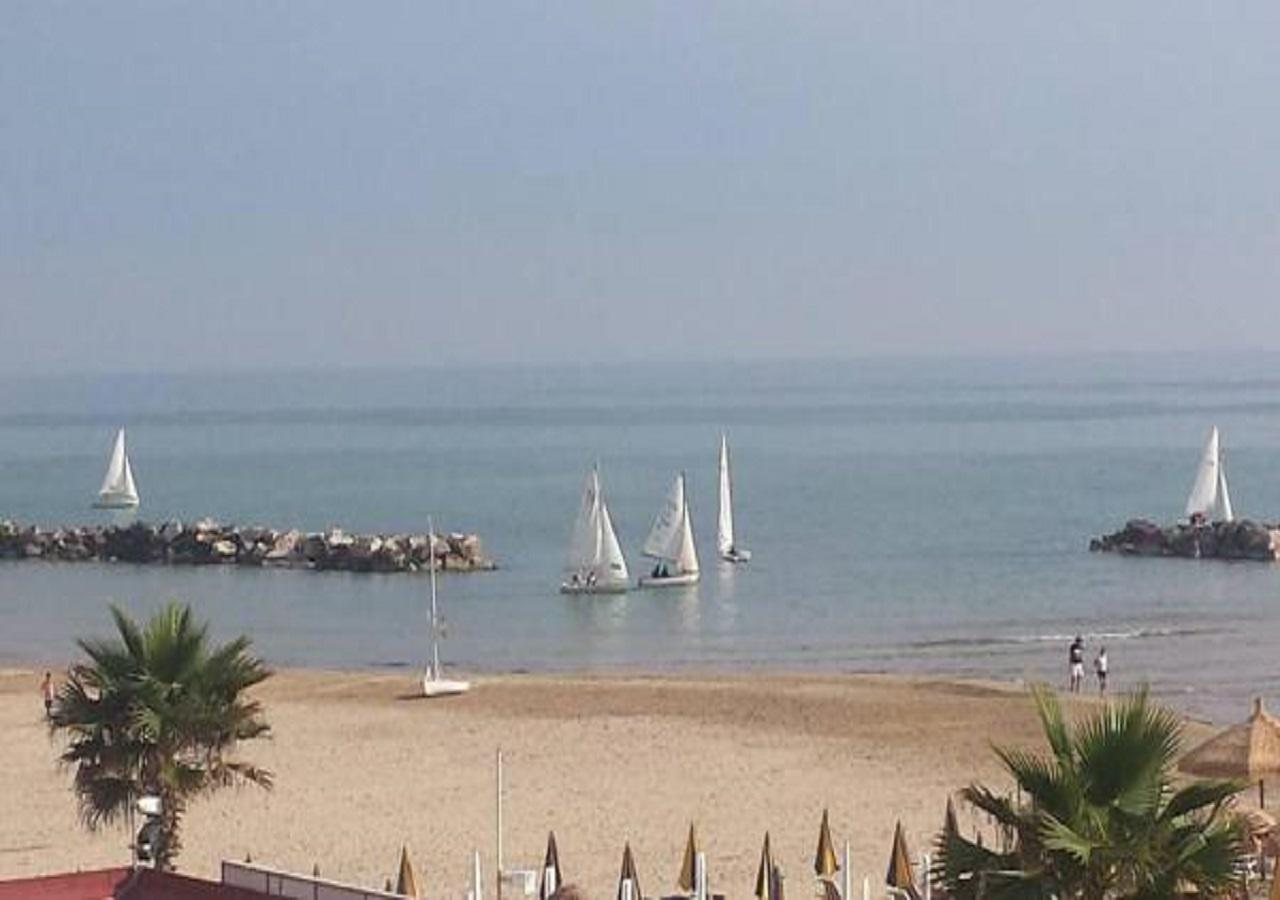 Camping Borghetti Ortona Exterior photo